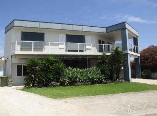 Marine Parade Holiday Unit 1