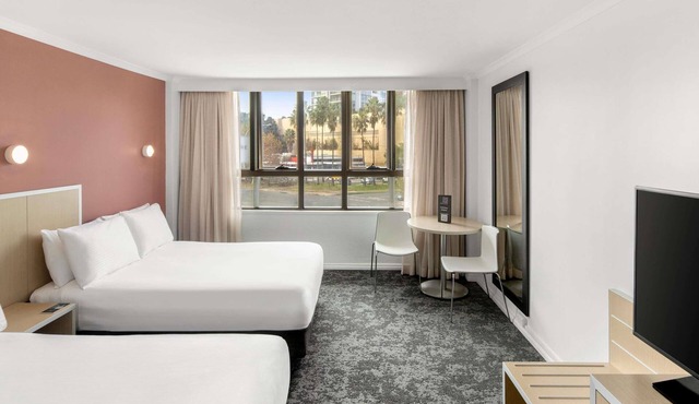 Mercure Newcastle in Newcastle West