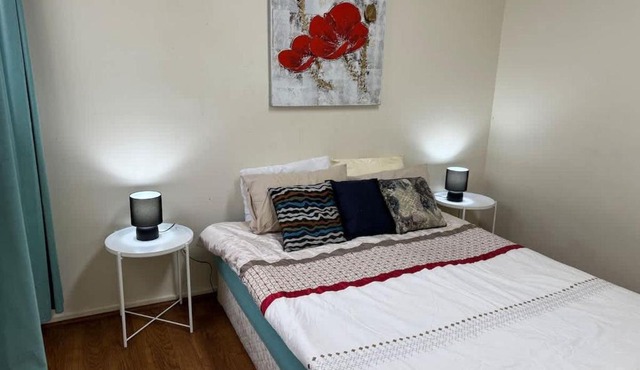 MetaWise Charming Retreat at Huntingdale E4