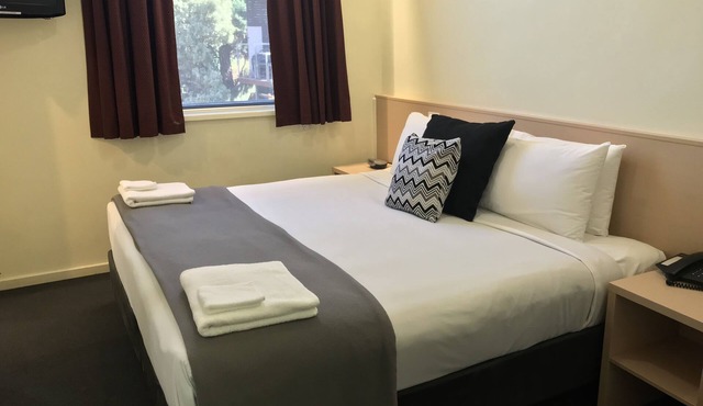 Miami Hotel Melbourne