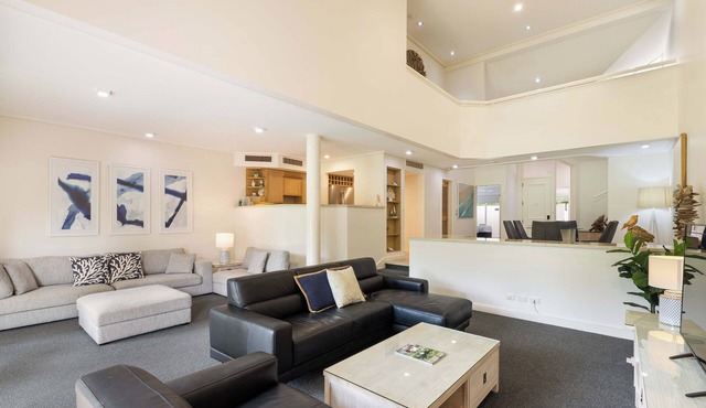 Mirage Resort Villa 420 with access to Sheraton Facilities