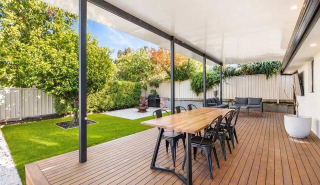 Modern Bendigo Retreat Near CBD