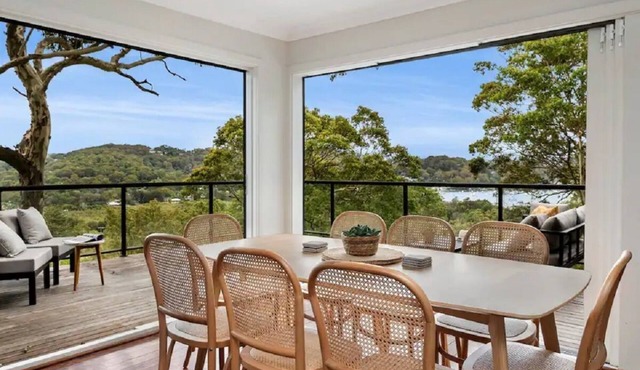Modern Holiday Home Close to Whale Beach With Stunning Views of Pittwater