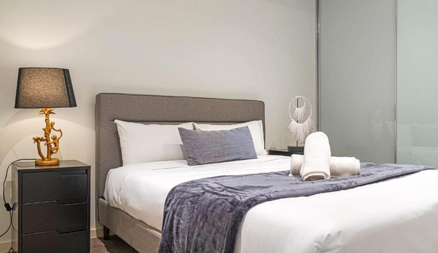 Modern Urban Retreat 1BR Apt near Chatswood