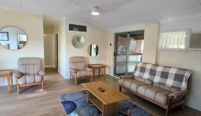 New Farm stay Cottage with stunning views, and relaxed country comfort.