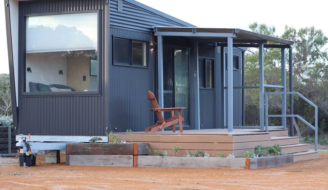 Nine77 - Tiny Home Retreat