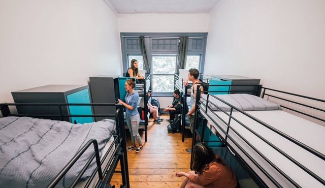 Nomads all Nations Backpackers
