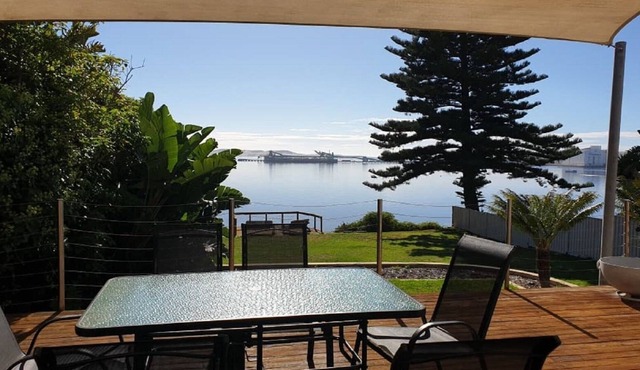 Ocean 26 - Absolute Waterfront!