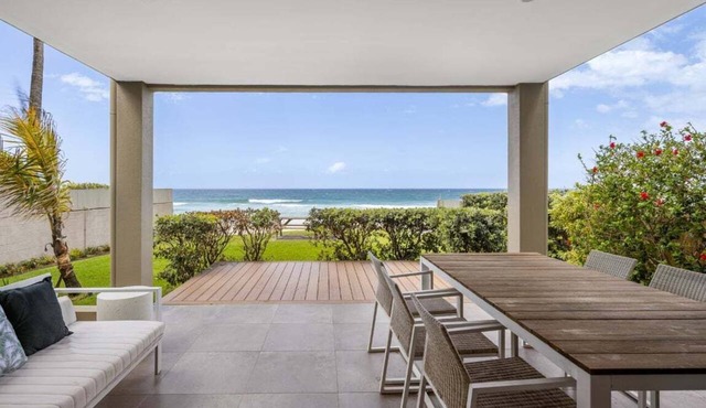 Ocean Eyes Retreat at Thirty-Nine Albatross in Mermaid Beach