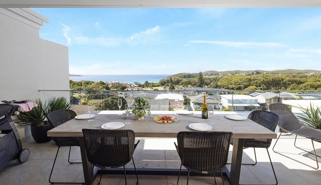 Ocean Scene - Amazing Ocean Views over Fingal Bay