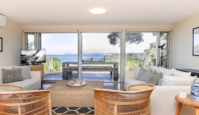 Ocean views, easy walk to beach and national park