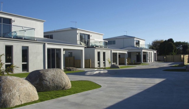 Oceans on Parker Pacific Townhouse