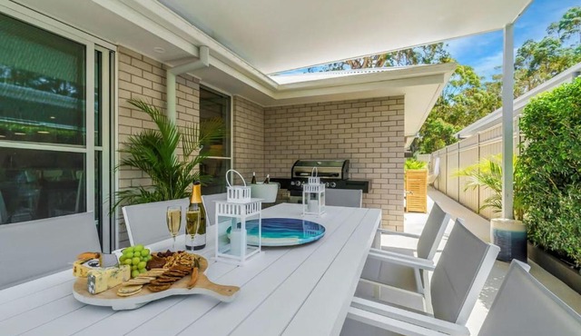 Oscar's Broulee Beach Luxury Coastal Living