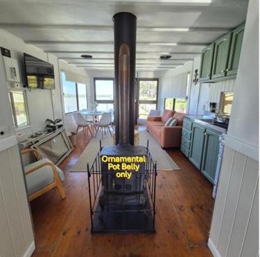 Paddle Wheeler Lilian