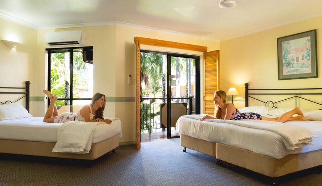 Palm Royale Cairns in Manunda