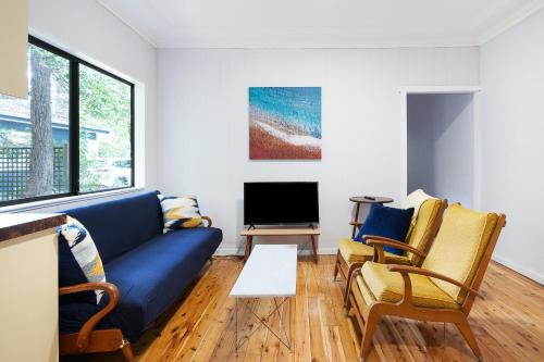 Pearl Beach Semi - 2 min to sand & sea - Lilly