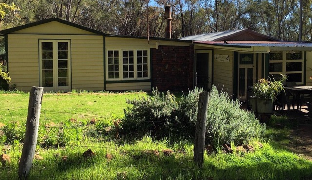 Perth Hills, Swan Valley Secluded Country Retreat
