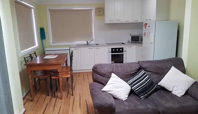 Pet-friendly, fully self-contained lakefront 2 bedroom apartment