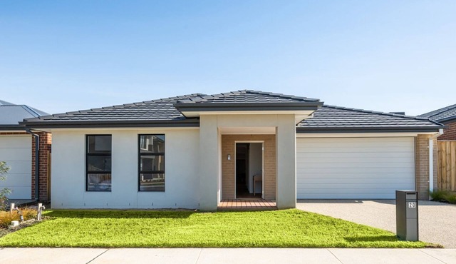 Pet Friendly - Greenview Place - Officer