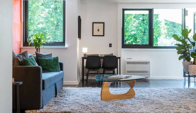 Pet Friendly - The Baseline Stay, South Yarra