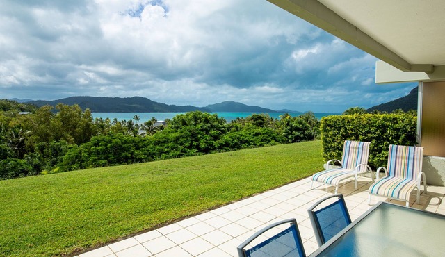Poinciana 008 - Hamilton Island