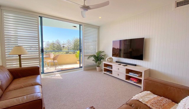 Pool View, Lift Access 509, Opposite North Cronulla Beach