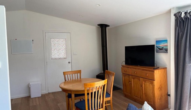 Potoroo Cottage Bush setting 7 mins drive to cbd in Kingston