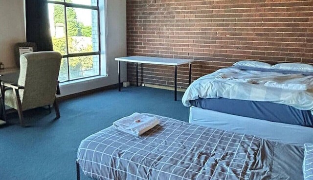 Presidents Suite (Private Room up to 6)