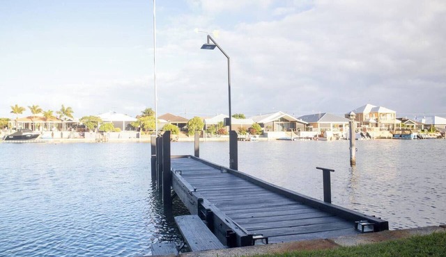 Private Waterfront Escape: Games Room & BBQ Area