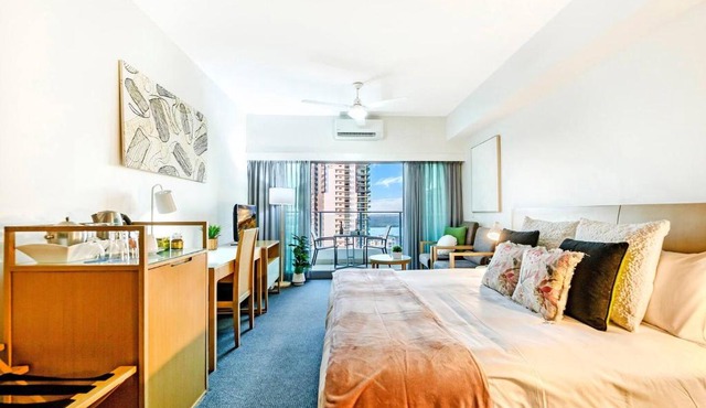 'Pure Synergy' Explore Darwin's Riches from Two Separate Apartments