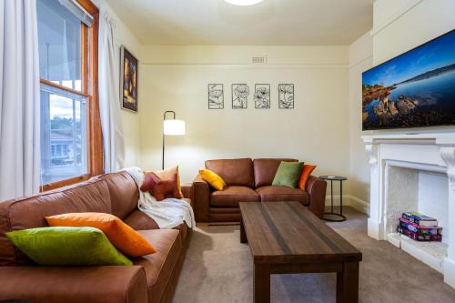Queen St Cottage Family Retreat in Sandy Bay