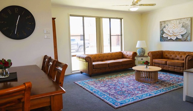 Quiet 2BR for Productive Stays