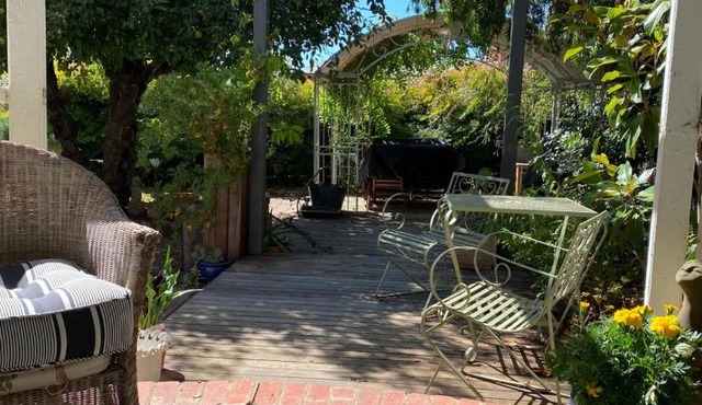 R&R Luxury House, Maryborough, VIC