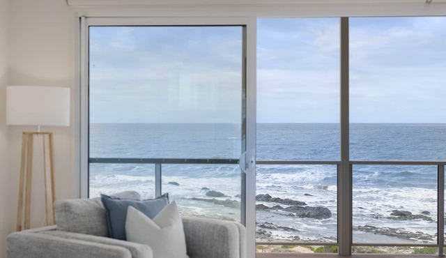 RAY'S BEACHHOUSE - Best Sea Views in Middleton