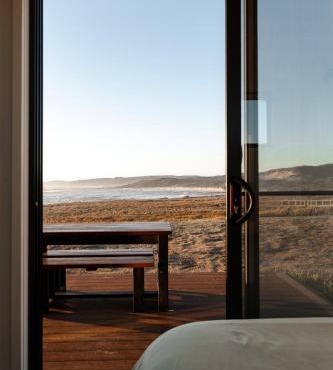 Red Rock Hut, King Island