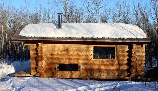 Remote Log Cabin Rental near Whitehorse in Yukon in Whitehorse