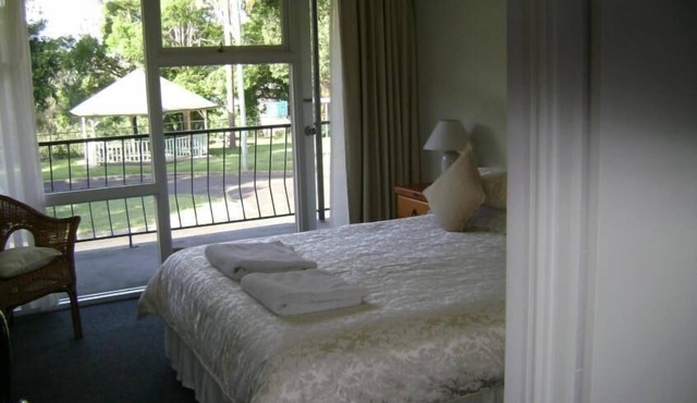 River Park Motor Inn