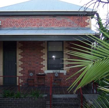 RJ's Bed & Breakfast