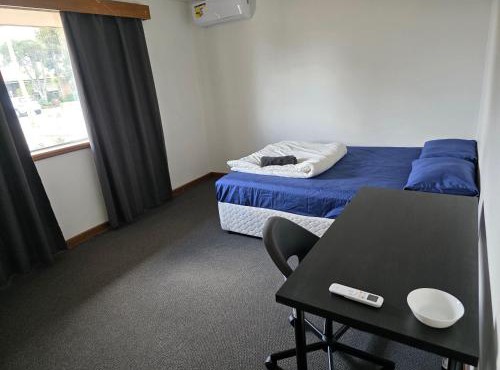 Room near Perth airport in a Shared House