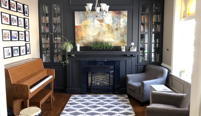 Rustic Modern: 4-Acre Mono Heritage Estate Getaway! in Mono