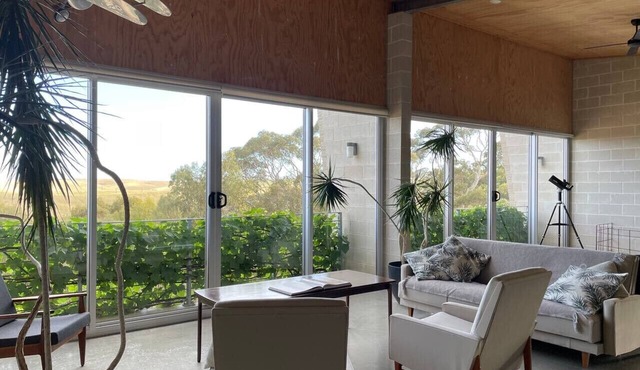 Sampson Retreat - Myponga Beach