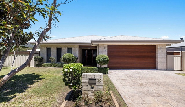 Sea La Vie: 4 BR, 2.5 BA House in South West Rocks, Sleeps 8