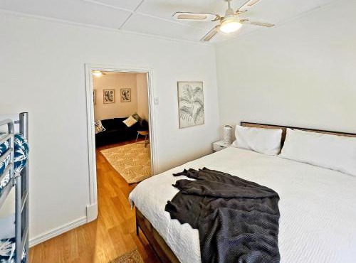 Sea Salt at Stansbury Apartment 2