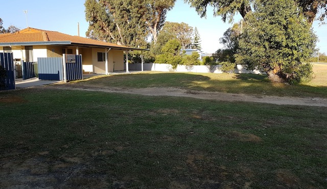 "Seaclusion" - Fully renovated 4 bedroom house in Leeman