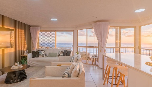 Seacrest 9 - Absolute Beachfront Tugun - Linen Provided!
