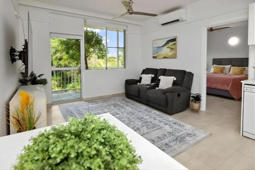 Seaside Escape - 1BR Hideaway