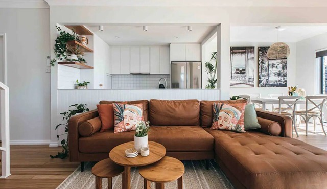 Seaside retreat Wamberal renovated 2023