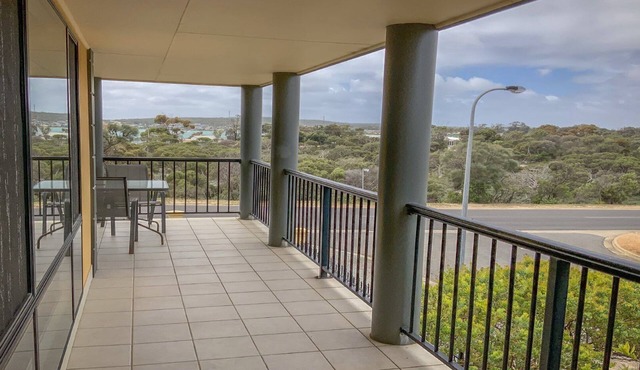 Serendipity is a Large, Well Equipped Esplanade Townhouse