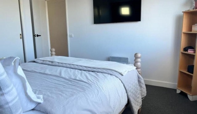 Sinclair Surfside Stay in Surf Beach