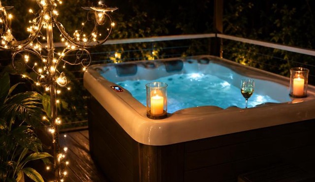 Sky: rainforest and ocean views with jacuzzi